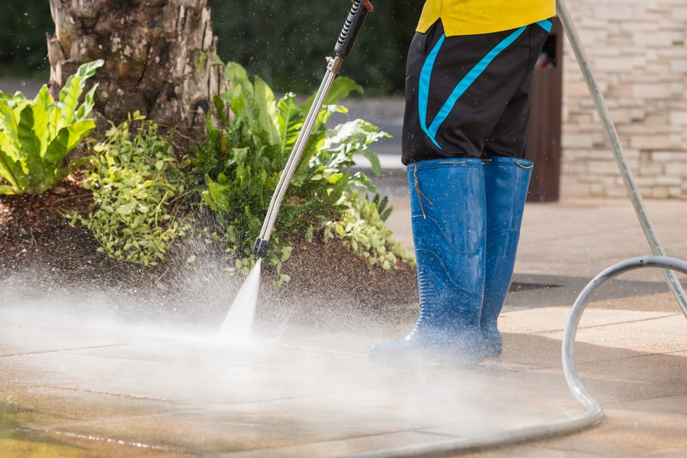 Cleaning Concrete Driveway