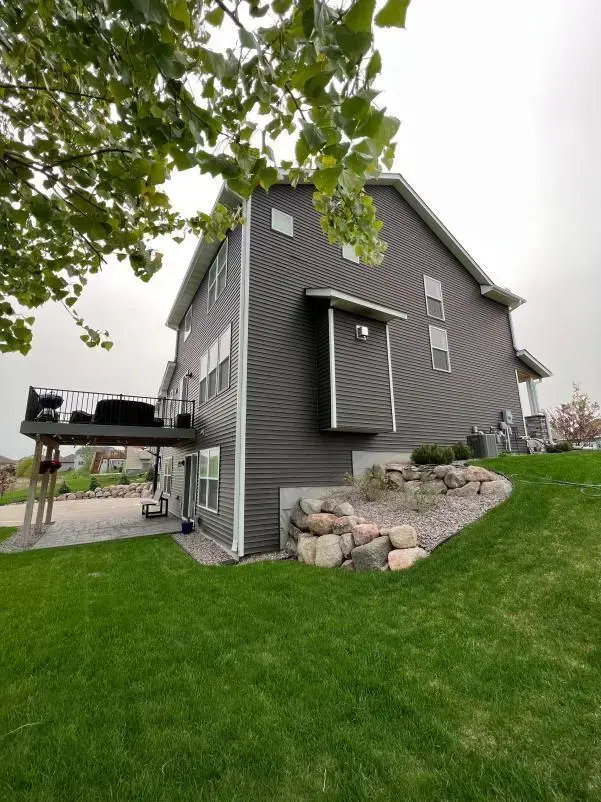 Window cleaning project in Delano, MN