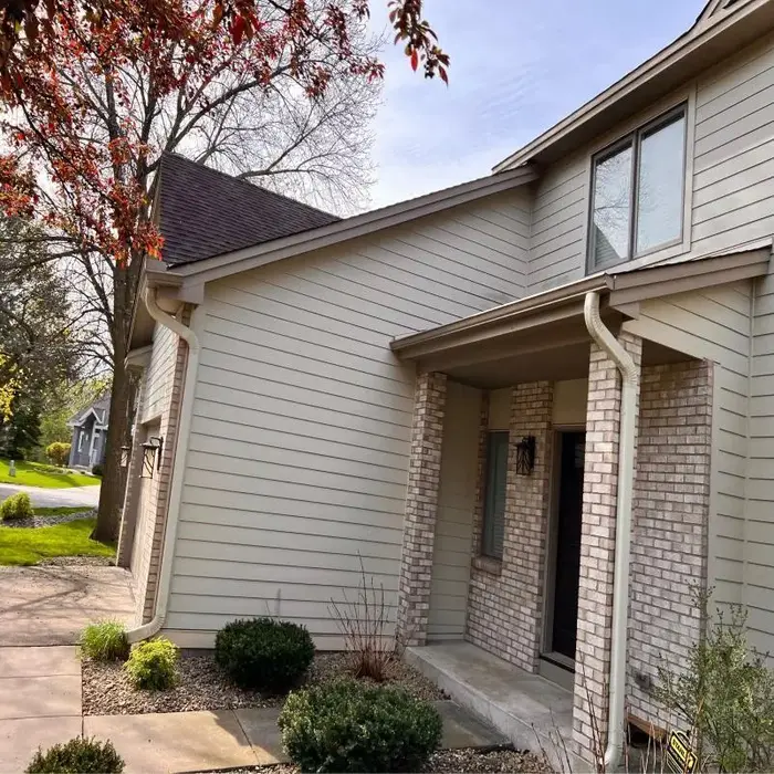 Window cleaning project in Hopkins, MN