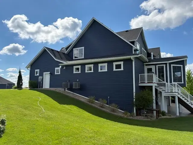 Window cleaning project in Independence, MN