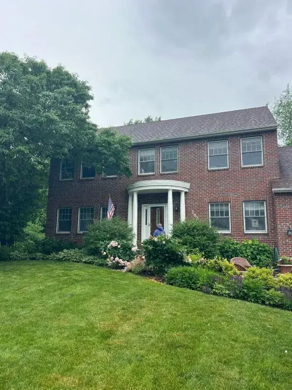 Window cleaning project in Maple Plain, MN